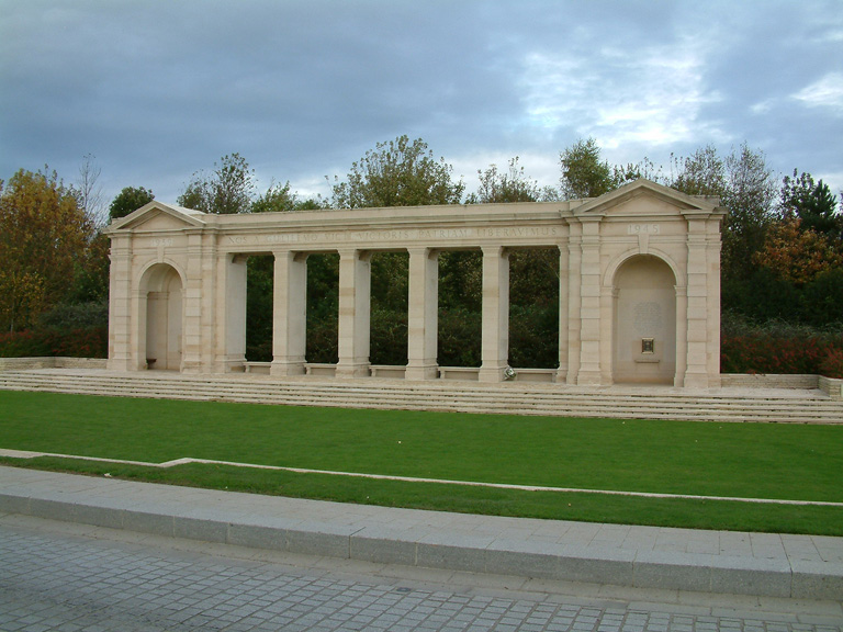 BAYEUX MEMORIAL.jpg