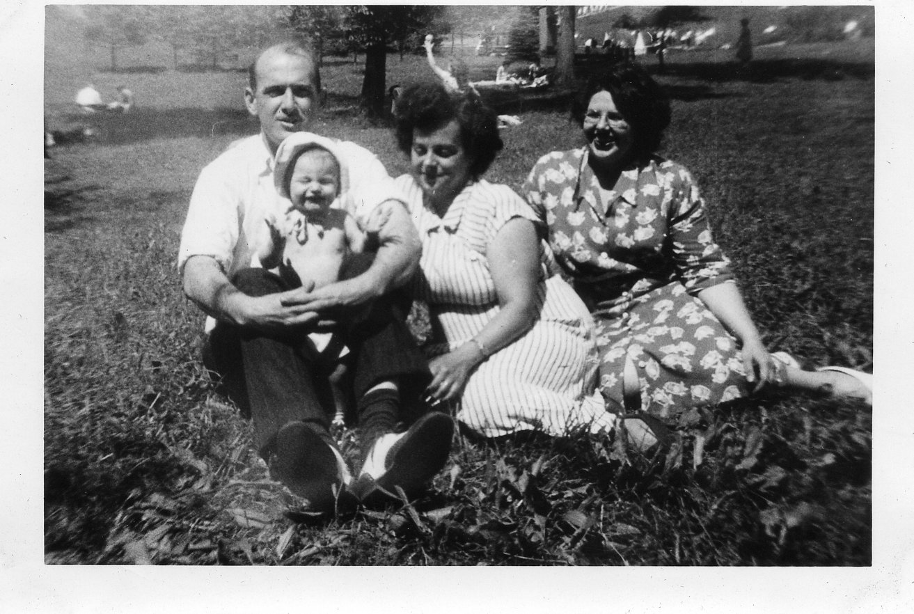 Moms photo album0014.jpg