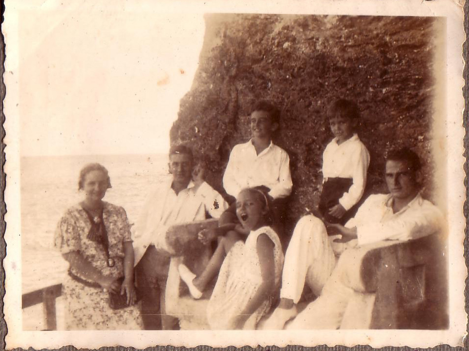 Scan21050 -1.jpg